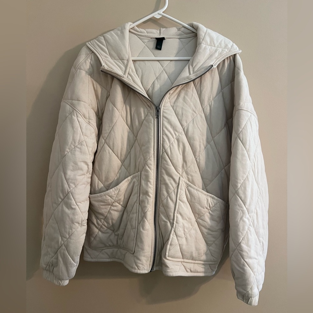 Women’s Quilted Pattern Jacket